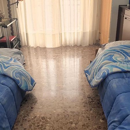 Napoli Stadio - 3 Bedrooms - 2 Bathrooms - Free Park Buitenkant foto